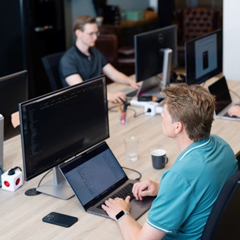 Xuntos team kantoor rechts LR bovenaanzicht