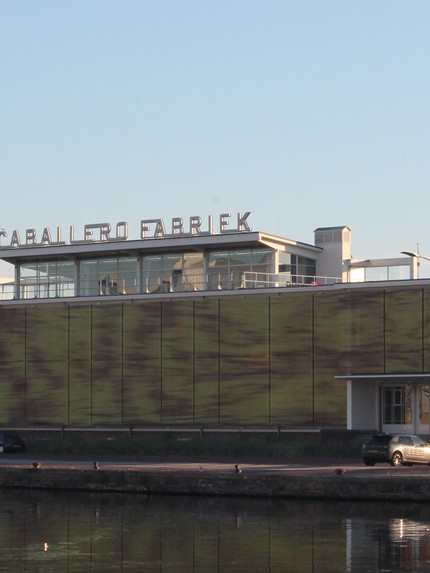 Caballero fabriek, huis van Xuntos