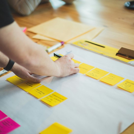 Van Idee Tot Ontwikkeling Postits