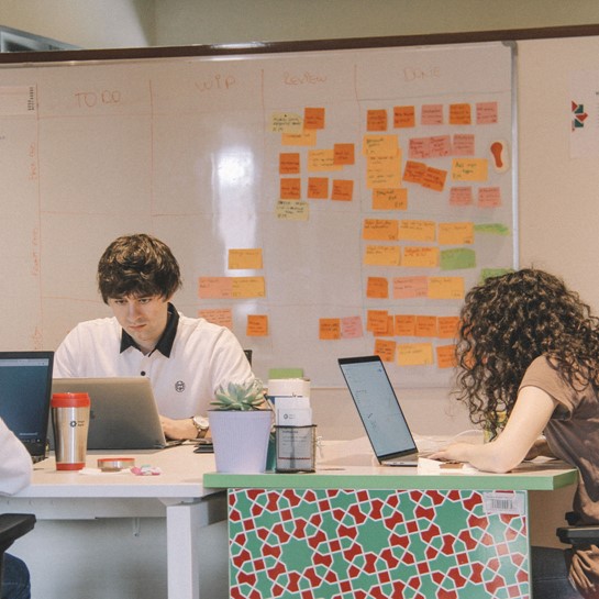 Inhouse developers team aan het werk